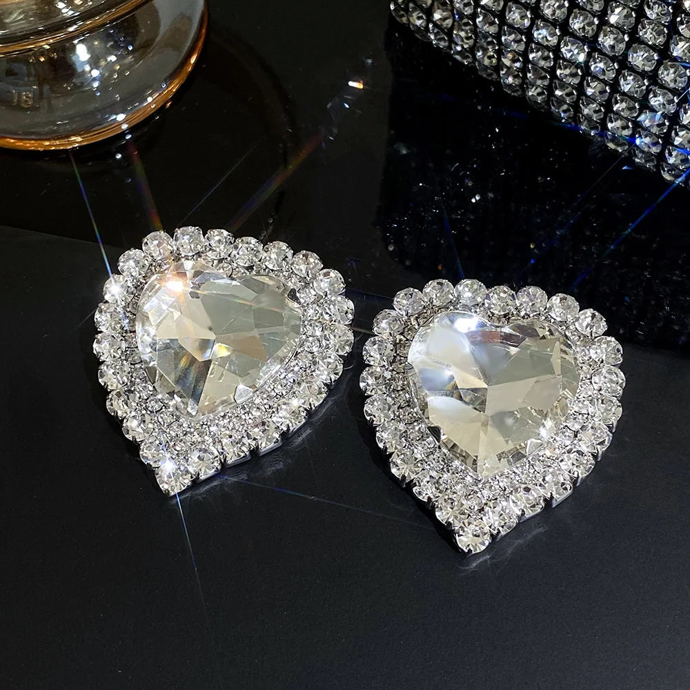 Luxury Full Rhinestone Heart Stud Earrings - Fanci Goddess