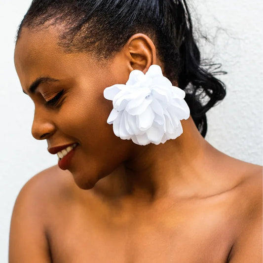 Glamour flower earrings