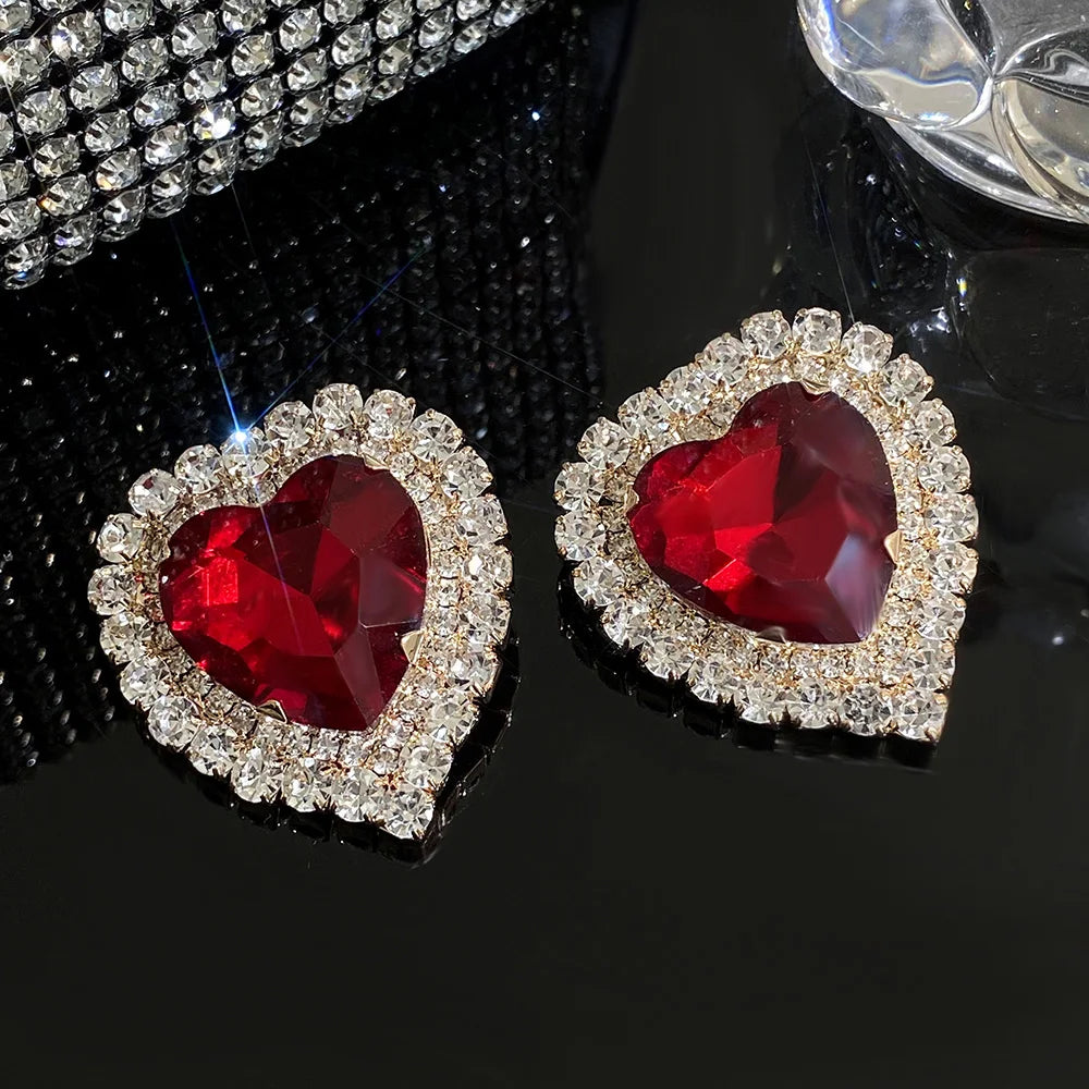 Luxury Full Rhinestone Heart Stud Earrings - Fanci Goddess
