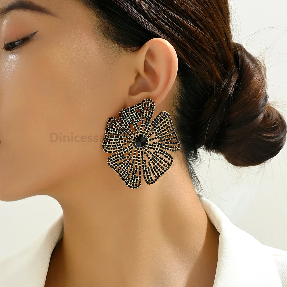 Luxury Design Flower Rhinestone Earrings - Fanci Goddess