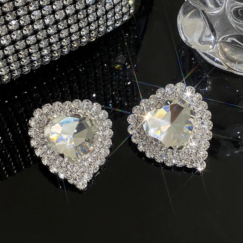 Luxury Full Rhinestone Heart Stud Earrings
