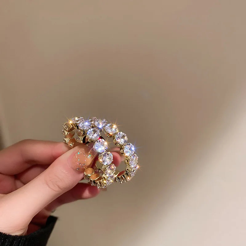 Uilz Circle Shape Zirconia Earrings