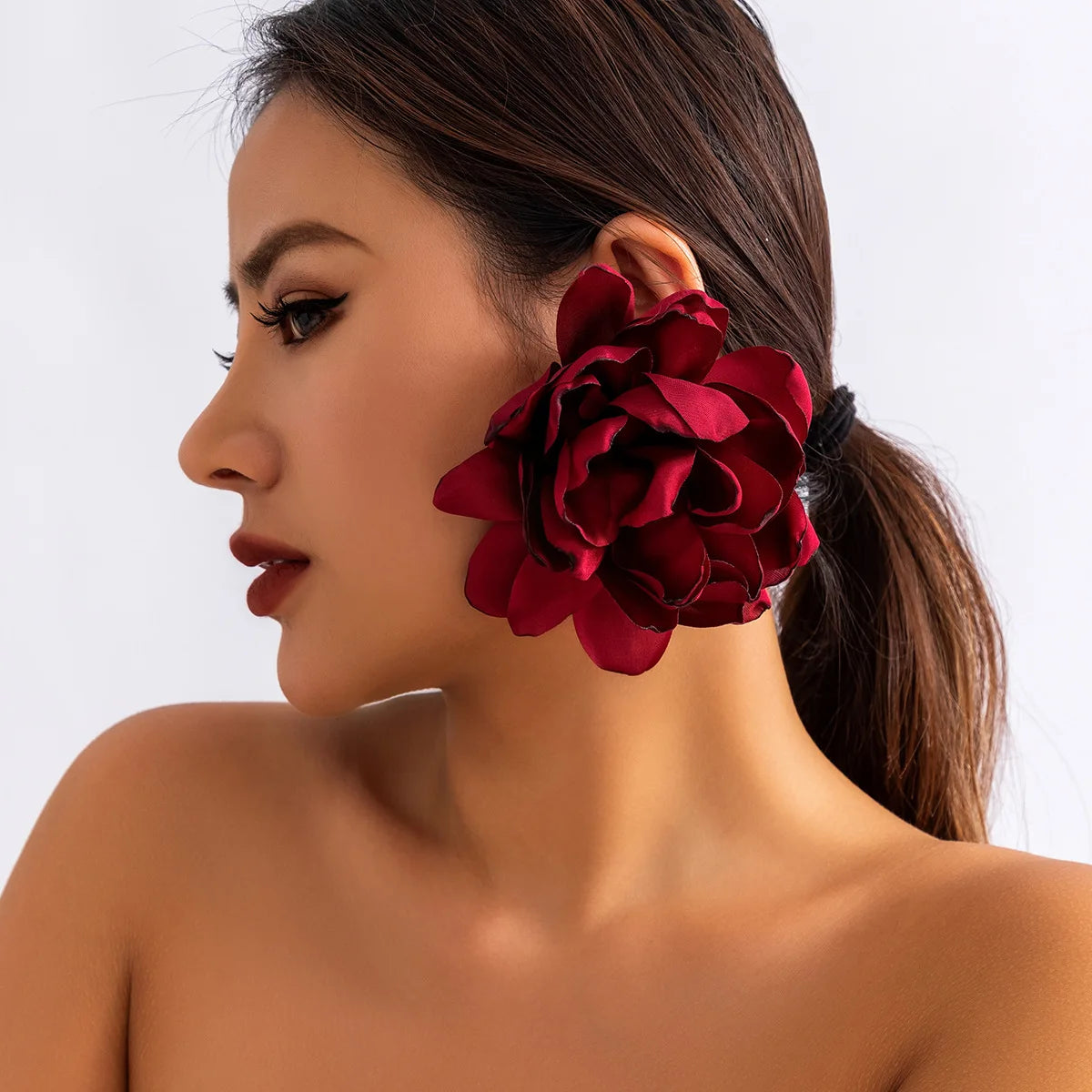 Glamour flower earrings