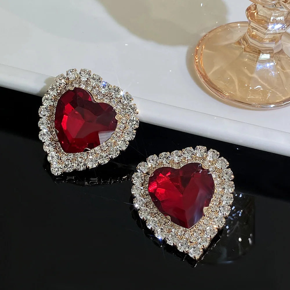 Luxury Full Rhinestone Heart Stud Earrings
