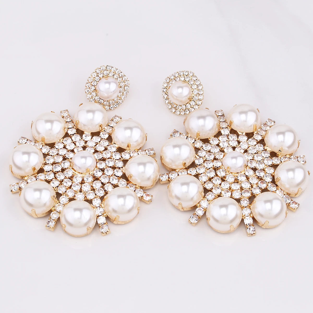 Exaggerated Elegant Beaded Imitation Pearl Earrings