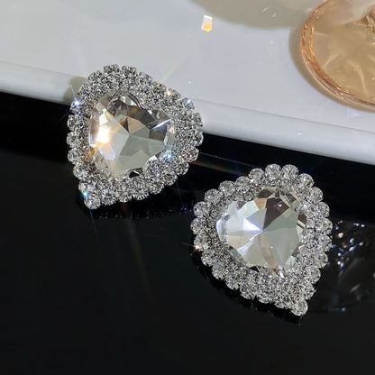 Luxury Full Rhinestone Heart Stud Earrings - Fanci Goddess