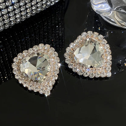 Luxury Full Rhinestone Heart Stud Earrings - Fanci Goddess