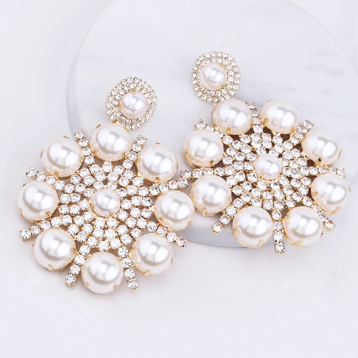 Exaggerated Elegant Beaded Imitation Pearl Earrings