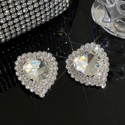 Luxury Full Rhinestone Heart Stud Earrings - Fanci Goddess
