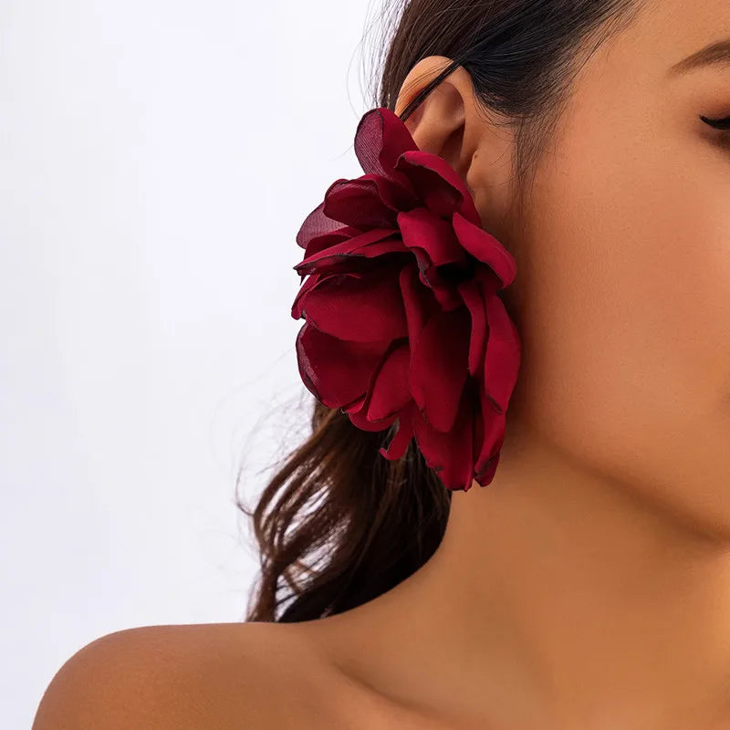 Glamour flower earrings