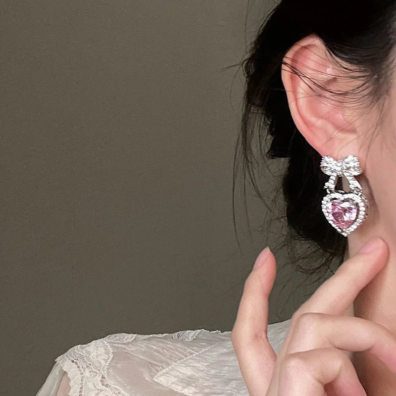 Exquisite Heart Shape Bowknot Stud Earrings
